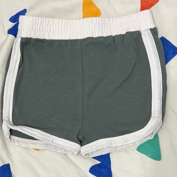 Kate Quinn Green Track Set - Picture 5 of 6